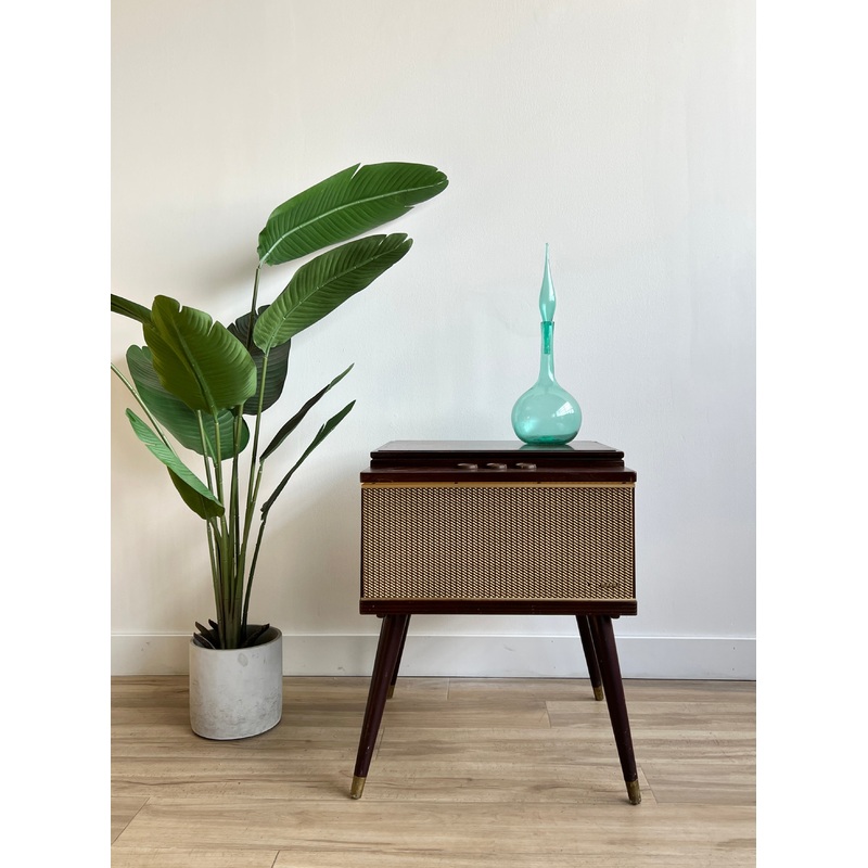 Vintage Mid Century Record Player End Table/Nightstand